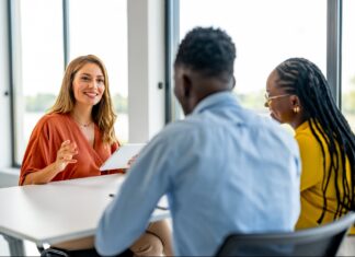 4 Ways to Kindness Can Tip the Scale With Customers
