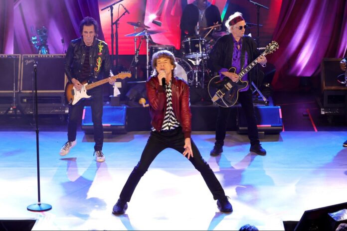 1699392068-rolling-stones-band-g-1745676830.jpg
