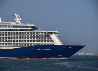Video: Cruise Ship Pummeled By Waves, 100 Passengers Injured
