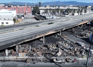 Massive Fire Shuts Down Major Freeway in LA ‘Indefinitely’