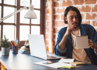 Stingy Paid Holidays Exacerbate U.S. Work-Life Imbalance