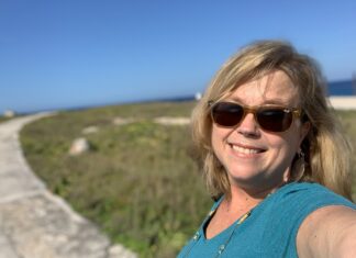 She Wrote An ‘Escape Plan’ to Quit Her Job and Move to an Island. Now She’s There Generating Nearly $300,000 A Year