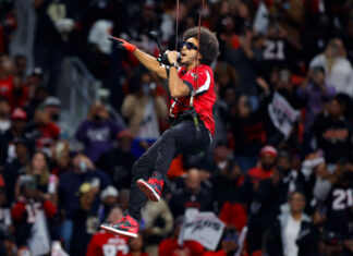 Atlanta Falcons Have Hip-Hop 50 Concert During Saints Game