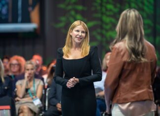 Salesforce names Denise Dresser to succeed Lidiane Jones as CEO of Slack