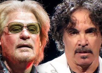 Daryl Hall Accuses John Oates of Secretly Selling Out to Third Party, Files to Block Deal