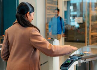 AWS brings Amazon One palm-scanning authentication to the enterprise