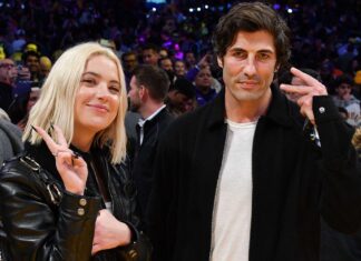 Ashley Benson and Brandon Davis are Married
