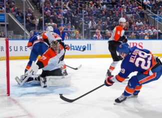 Islanders fend off Flyers for second consecutive victory
