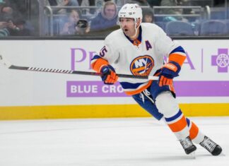 Islanders’ Cal Clutterbuck set to hit 1,000th game milestone
