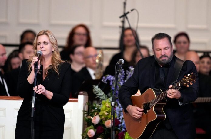 Garth-Brooks-Trisha-Yearwood-funeral-2023-billboard-1548.jpg