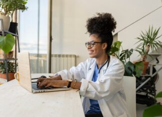 Blackbird invests in Carepatron’s “radically accessible” healthcare management platform