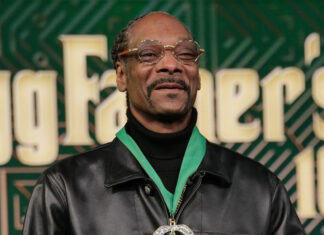 Snoop Dogg announces he’s quit smoking