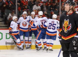 Islanders snap seven-game losing skid with shootout win over Flames