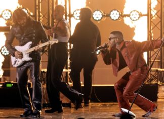 Rauw Alejandro Performs Energetic Medley Joined By Juanes at 2023 Latin Grammys