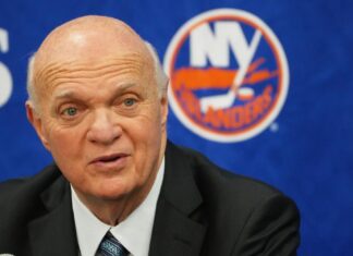 Lou Lamoriello defends coach but challenges Islanders stars