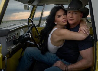 How Lauren Sánchez makes fiancé Jeff Bezos more interesting