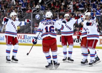 Rangers rally past Devils to extend point streak to 11 games