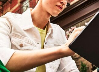 Designed to rival the iPad Pro, Samsung’s best tablet is $150 off