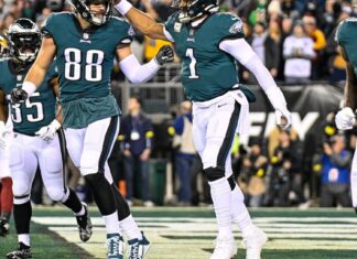 Cowboys vs. Eagles live stream: watch the NFL for free