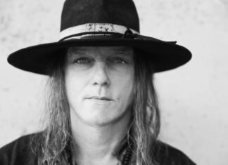 Brian Jonestown Massacre Tour of Australia Canceled Following Bizarre Onstage Fight
