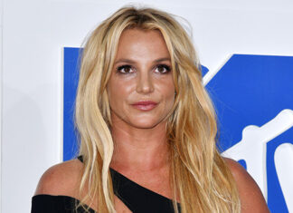 Britney Spears’ Mom Lynne Denies Throwing Out Her ‘Dolls and Journals’ – Hollywood Life