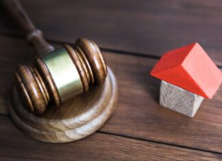 Commission lawsuits spread to Manhattan