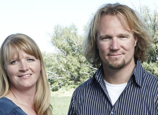 Sister Wives’ Christine Reveals What Kody Texted Her on Valentine’s Day – Hollywood Life