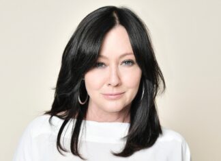 Shannen Doherty Says Goodbye to "Turbulent Year" Ahead of 2024