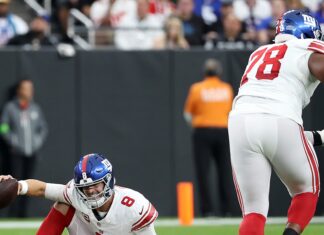 NYG QB Daniel Jones Tears ACL, Out For Season, Months After $160 Mil Deal