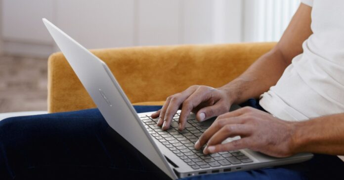 dell-inspiron-15-7000-01.jpg
