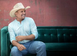 Garth Brooks Talks Making New Album, ‘Time Traveler,’ Why He Worried He Would Sound ‘Corny or Bad’