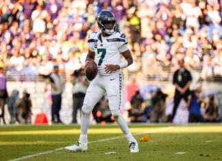 Steelers vs. Packers, Seahawks vs. Commanders pick: NFL odds