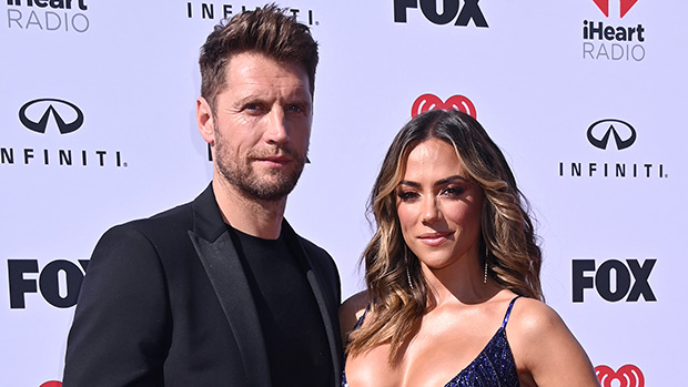 jana-kramer-and-alan-russell-pregnant-ss-ftr.jpg
