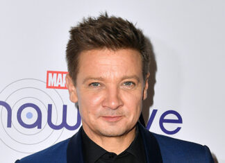 Jeremy Renner Opens Up About Therapy After Snowplow Accident – Hollywood Life