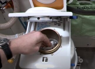 ISS astronaut marks World Toilet Day with an explainer