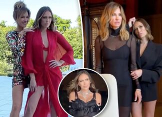 Janet, Paulina Gretzky stun in mother-daughter shoot
