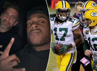 Aaron Rodgers hangs out with Davante Adams before Jets-Raiders game