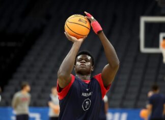 College basketball picks, odds, best bets