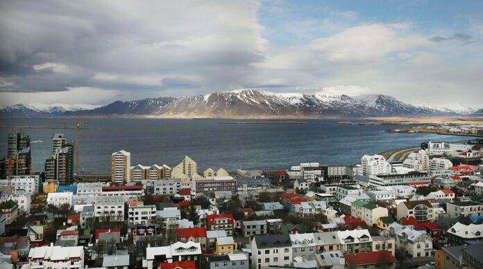 reykjavik-iceland-2016-billboard-pro-1260.jpg