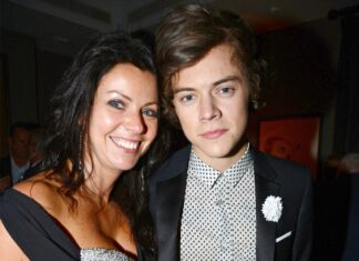 Harry Styles' Mom Has Golden Response to Critics of His New Haircut