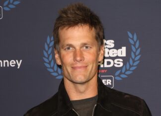 Tom Brady Shares Vacation Pics With His & Gisele Bündchen's Kids