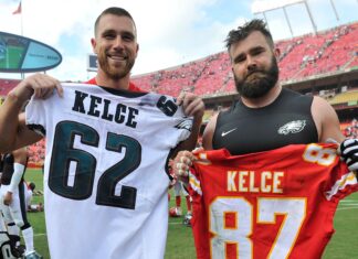 Jason & Travis Kelce's Post-Game Hug Is the Real Winner of the Game