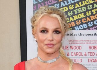 Britney Spears' Mom Lynne Sends Public Message Over Memoir Claims