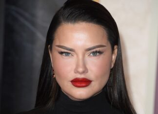 Adriana Lima Has the Ultimate Clapback to Criticism of Her Appearance