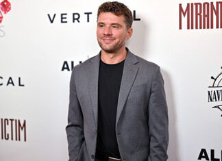 Ryan Phillippe Showed Daughter Kai in Rare Thanksgiving Photos & Video – Hollywood Life