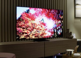 Still time to save $1,600 on this 77-inch Samsung OLED TV