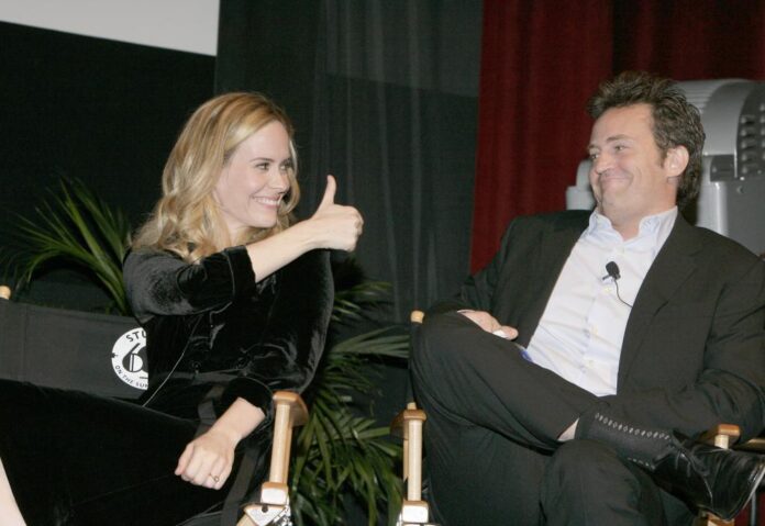 sarah-paulson-matthew-perry-exclusive-72684163.jpg