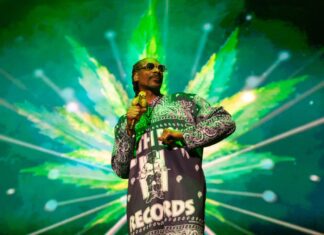 Snoop Dogg Says He’s Kicking His Sticky Icky Habit to the Curb: ‘I’ve Decided to Give Up Smoke’