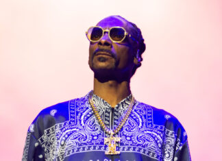 Snoop Dogg Quits Smoking, But Fans Are Suspicious