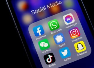 Oxford study says internet use doesn’t harm mental health, but its research has limits